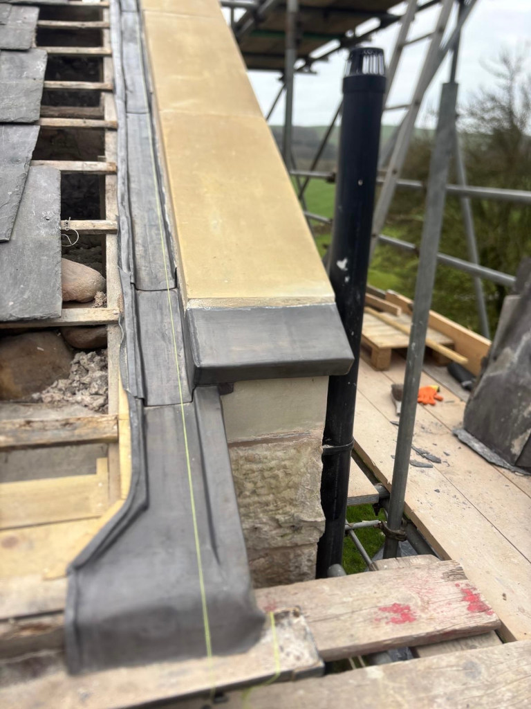 Lead Secret Gutter